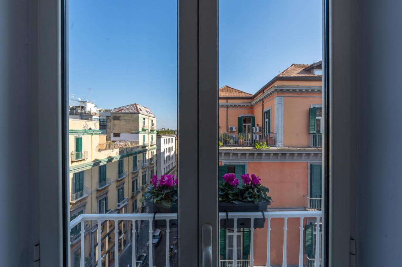 Teatro Toledo 272 Bed & Breakfast Naples Exterior photo